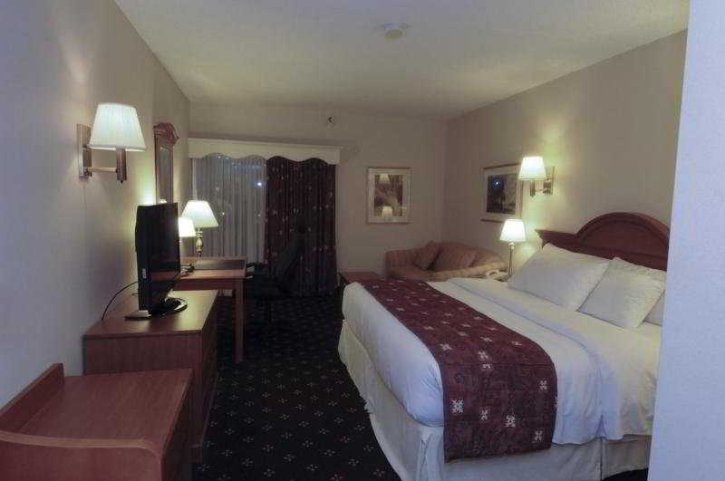 Hotel Ramada By Wyndham Fredericton Exterior foto