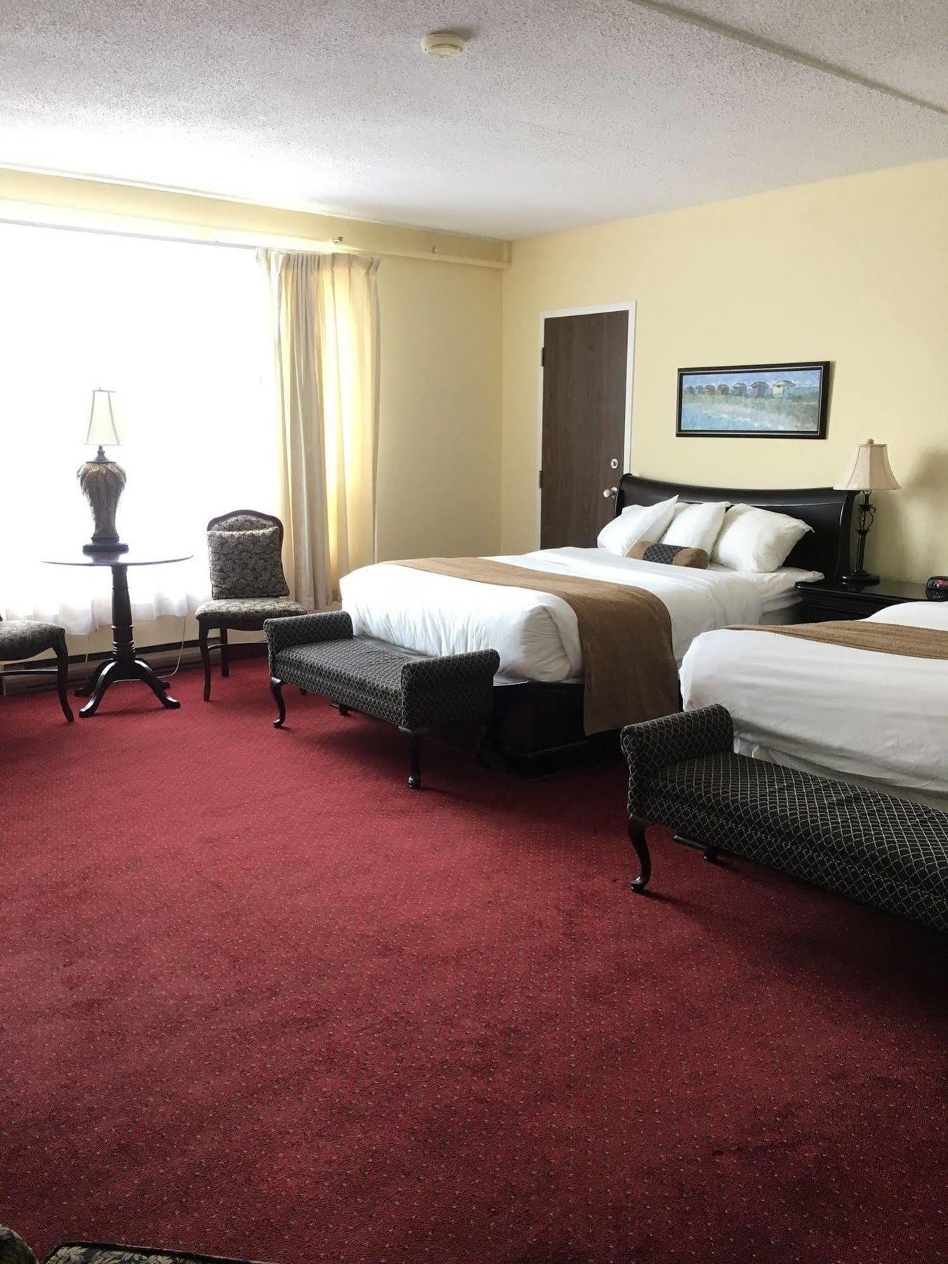 Hotel Ramada By Wyndham Fredericton Exterior foto